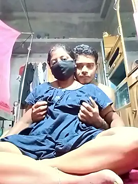 Fetish-Couple2 online show from 31, 5, 2026