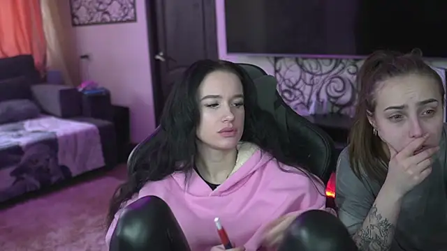 Carolina G0lden online show from 9, 2, 2026