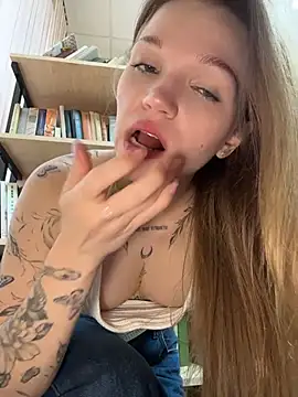 StreetSquirt online show from 4, 7, 2026