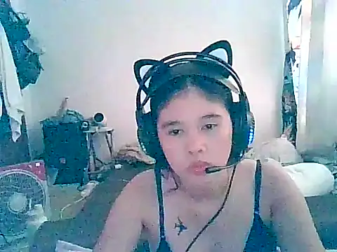 Snapshot of Angel_lust69 chatting on 12, 3, 2026 Angel lust69 online show from 12, 3, 2026