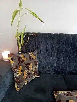 RanniClara online show from 6, 2, 2026