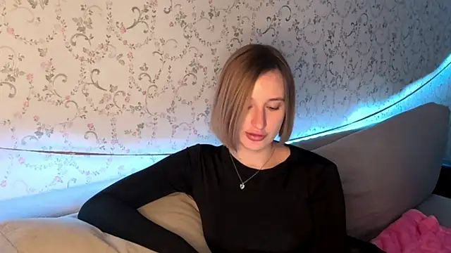 DeliciaBagnoli online show from 17, 4, 2026