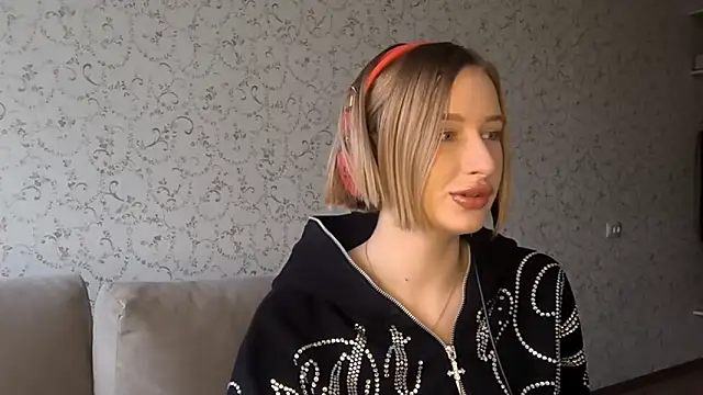 DeliciaBagnoli online show from 18, 3, 2026