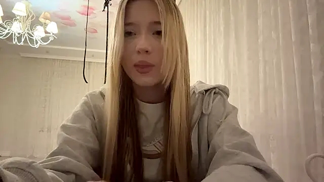 IvyArmbrister online show from 3, 3, 2026