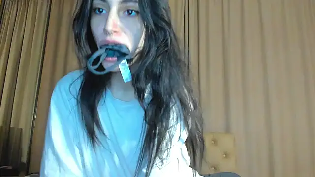 Lesyalisss online show from 31, 5, 2026