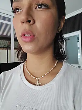 Snapshot of Kitty_San_xXx chatting on 15, 6, 2026 Kitty San xXx online show from 15, 6, 2026