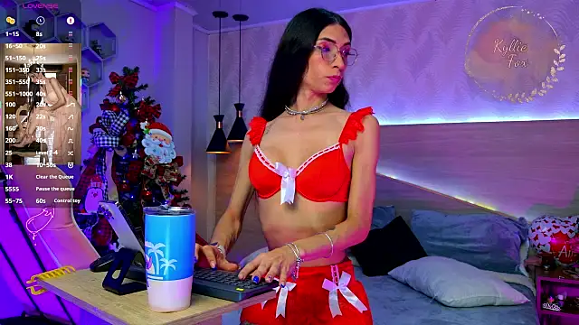 kylliefox  online show from 19, 12, 2025