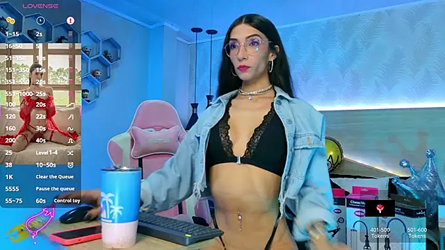 kylliefox  online show from 17, 10, 2025