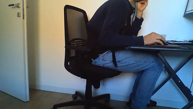 Snapshot of andre_italy chatting on 21, 5, 2026 andre italy online show from 21, 5, 2026