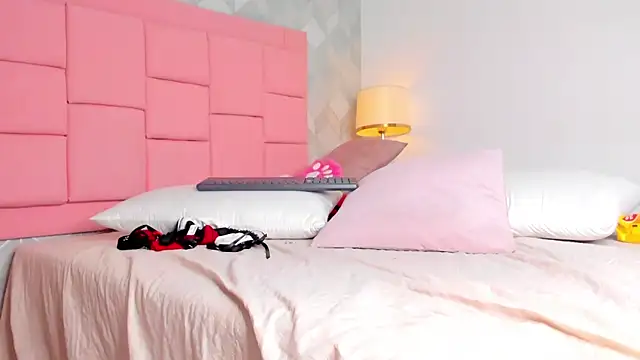 dolly kitter online show from 30, 3, 2026