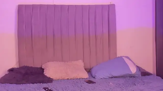 im tiffany  online show from 5, 3, 2026