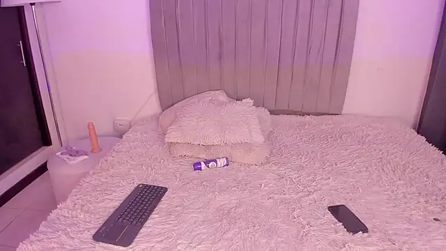 im tiffany  online show from 7, 3, 2026