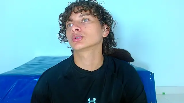 arielnoir6958 online show from 27, 2, 2026