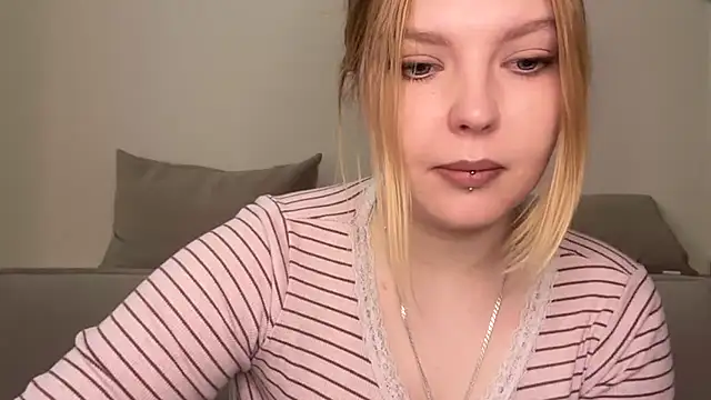 Ophelia Ritz online show from 17, 6, 2026