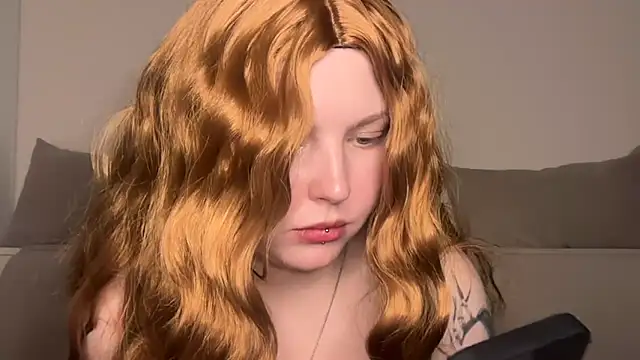 Ophelia Ritz online show from 23, 2, 2026