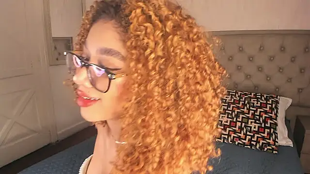 Sienna brunette online show from 5, 3, 2026