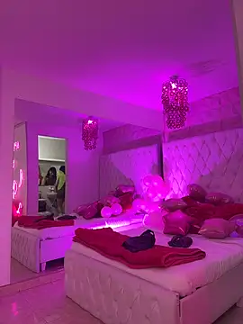 Kitty madness online show from 9, 2, 2026