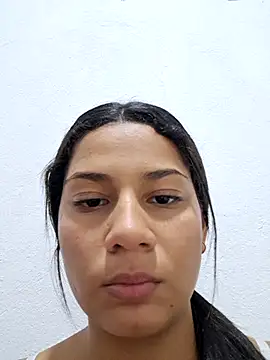 Cris18sexy online show from 22, 2, 2026