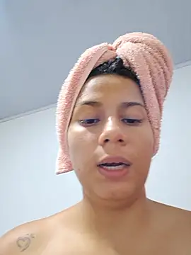 Cris18sexy online show from 17, 3, 2026