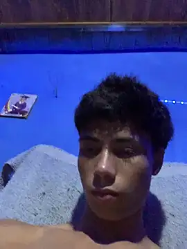 Snapshot of Adan21_cm chatting on 27, 5, 2026 Adan21 cm online show from 27, 5, 2026