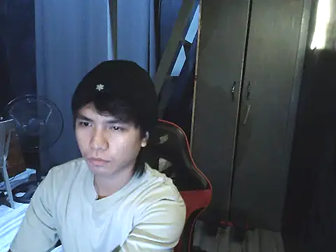 Snapshot of Guy_nextdoor69 chatting on 1, 2, 2026 Guy nextdoor69 online show from 1, 2, 2026