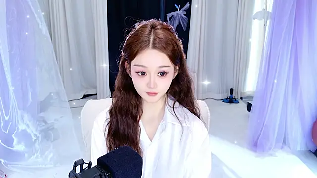 Dancer Lucky-Nini online show from 20, 2, 2026