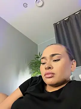 Snapshot of MonicaWestt chatting on 13, 5, 2026 MonicaWestt online show from 13, 5, 2026