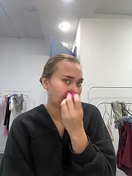 MonicaWestt online show from 16, 2, 2026