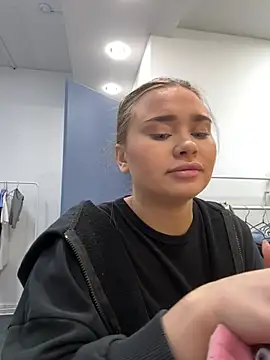 MonicaWestt online show from 13, 2, 2026