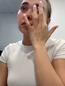 MonicaWestt online show from 24, 3, 2026