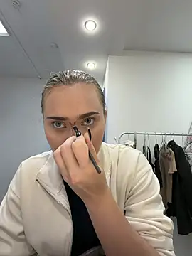 Snapshot of MonicaWestt chatting on 23, 6, 2026 MonicaWestt online show from 23, 6, 2026