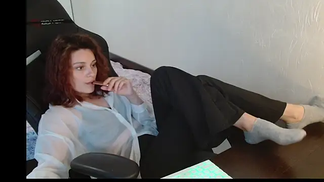 Snapshot of Eva_Avea chatting on 25, 5, 2026 Eva Avea online show from 25, 5, 2026
