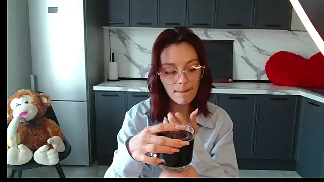 Snapshot of Eva_Avea chatting on 25, 3, 2026 Eva Avea online show from 25, 3, 2026