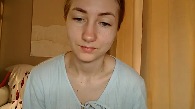 Snapshot of BluueSilk chatting on 8, 2, 2025 BluueSilk online show from 8, 2, 2025