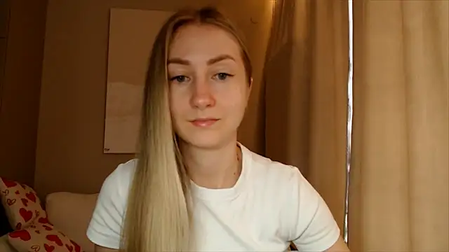 Snapshot of BluueSilk chatting on 17, 3, 2025 BluueSilk online show from 17, 3, 2025