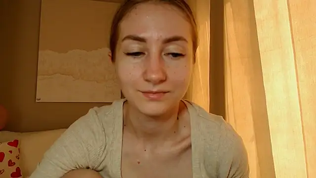 Snapshot of BluueSilk chatting on 7, 3, 2025 BluueSilk online show from 7, 3, 2025