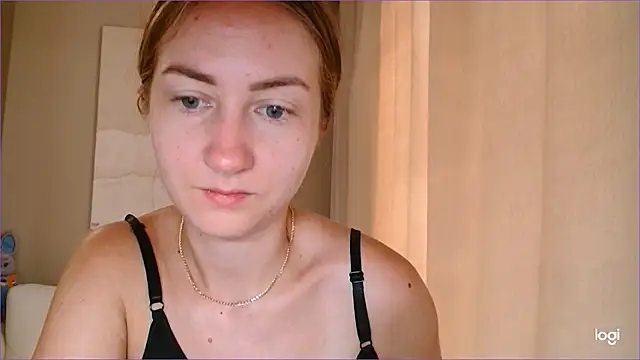 Snapshot of BluueSilk chatting on 10, 9, 2025 BluueSilk online show from 10, 9, 2025