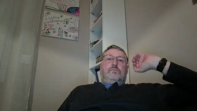 doudou310 online show from 18, 2, 2026