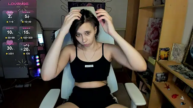 Scarlet Sirenn online show from 7, 3, 2026