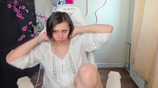 Scarlet Sirenn online show from 5, 3, 2026