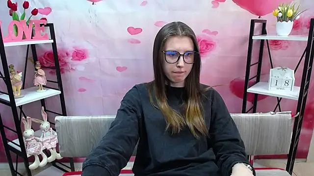 LilianaShine online show from 18, 4, 2026