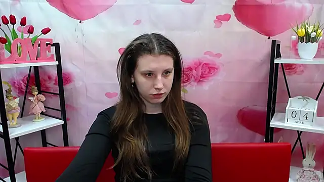 LilianaShine online show from 4, 4, 2026
