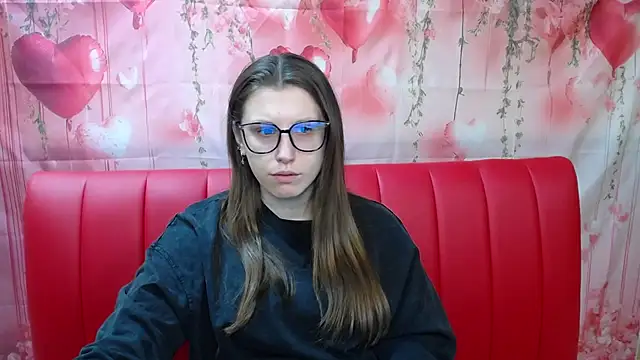 Snapshot of LilianaShine chatting on 29, 4, 2026 LilianaShine online show from 29, 4, 2026