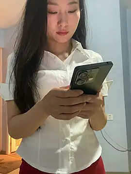 XiaoGui10 online show from 28, 2, 2026