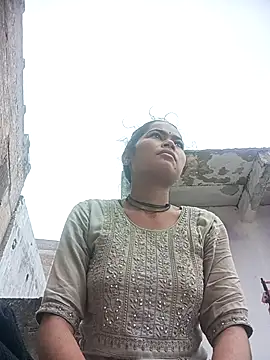 Sunali Bendre online show from 22, 7, 2026