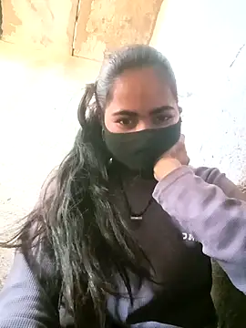 Sunali Bendre online show from 21, 3, 2026