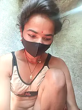 Sunali Bendre online show from 2, 3, 2026