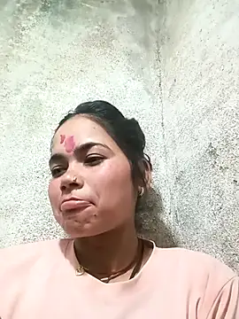 Sunali Bendre online show from 25, 3, 2026