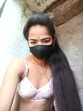 Sunali Bendre online show from 5, 3, 2026