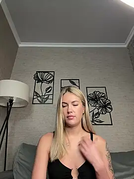 Snapshot of xXKelly_bonb0nXx chatting on 15, 7, 2026 xXKelly bonb0nXx online show from 15, 7, 2026